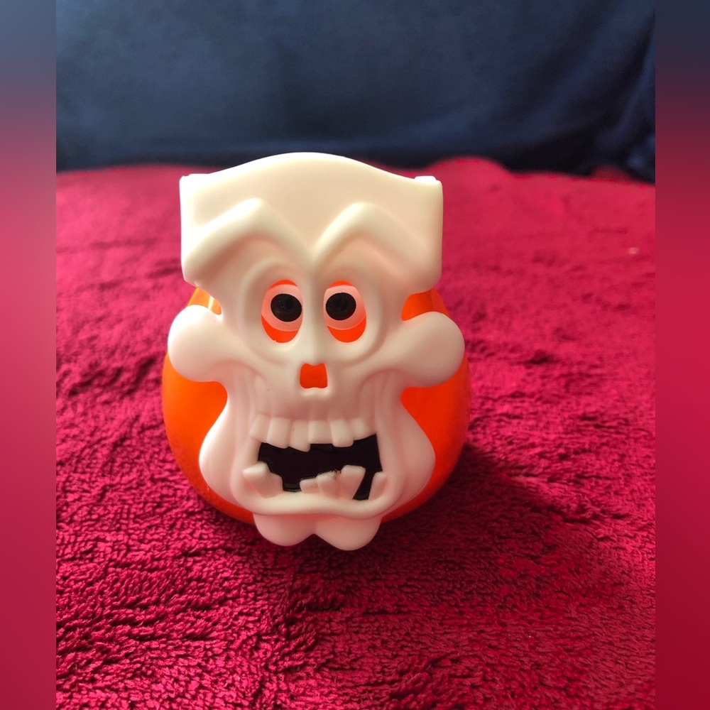 COLLECTIBLE: 1998 McDonald toy